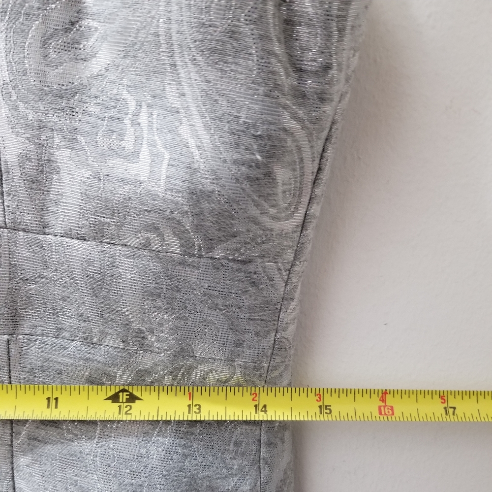 INC Sleeveless Sheath Dress Grey/Silver Metallic Paisley Print Sz 6 Classiccore - Picture 10 of 16